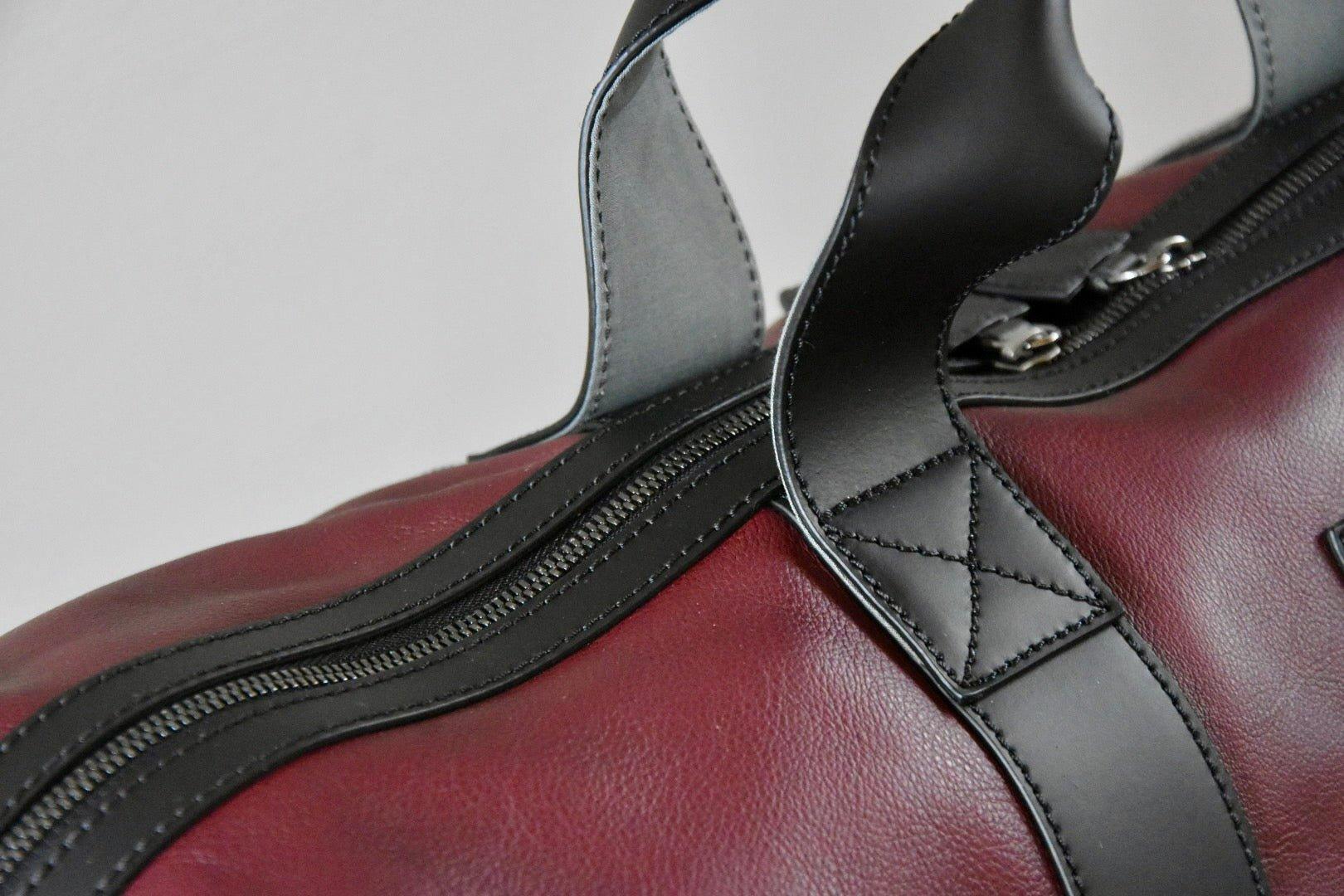 Weekender series 3 Red - Black - Emil Benz